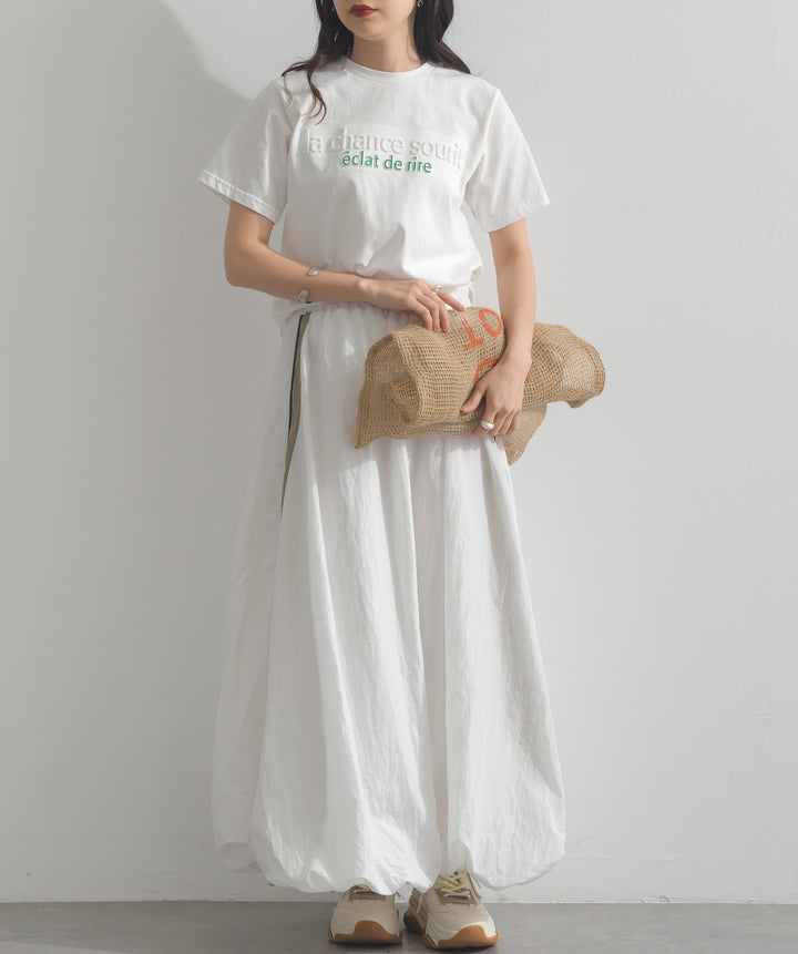 エンボスロゴコンパクトTシャツ