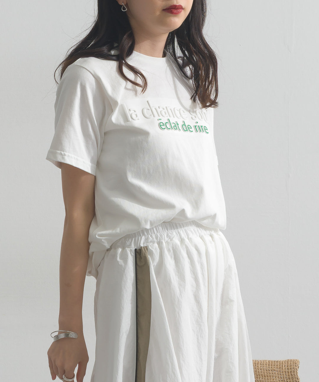 エンボスロゴコンパクトTシャツ