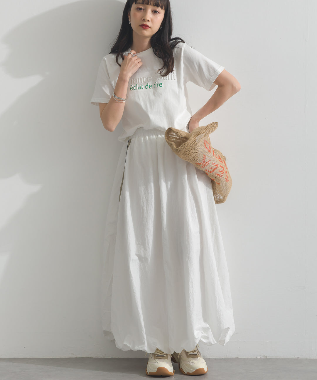 エンボスロゴコンパクトTシャツ