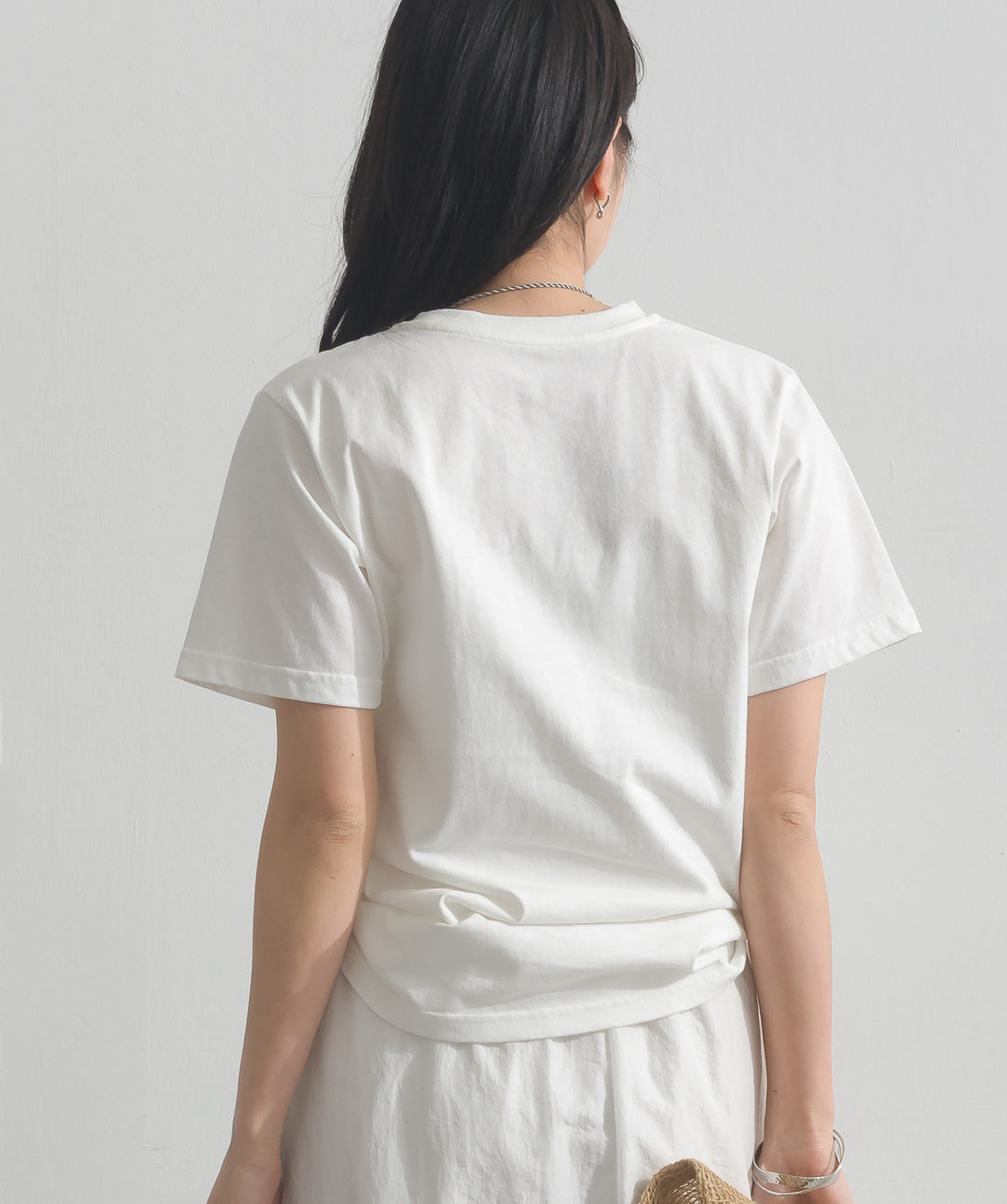 エンボスロゴコンパクトTシャツ
