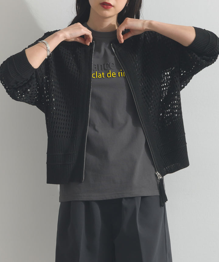 エンボスロゴコンパクトTシャツ