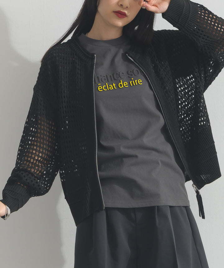 エンボスロゴコンパクトTシャツ