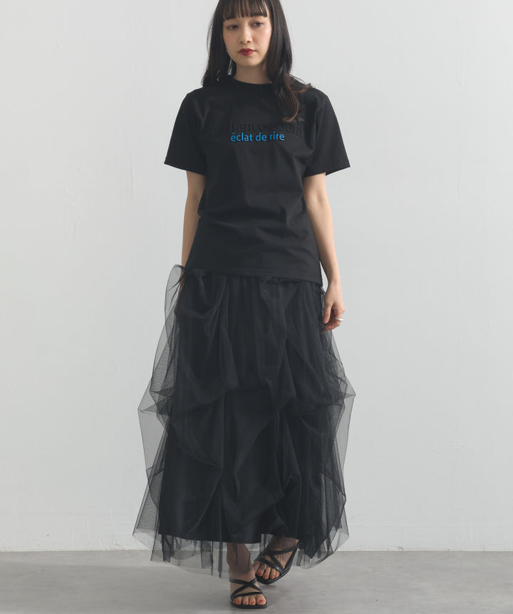 エンボスロゴコンパクトTシャツ