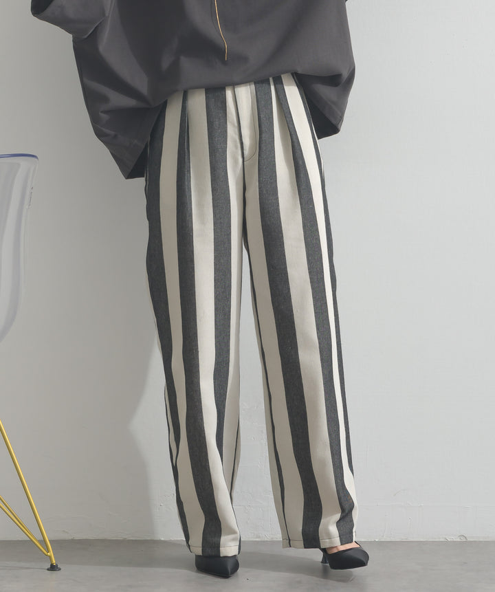 ストライプストレートパンツ