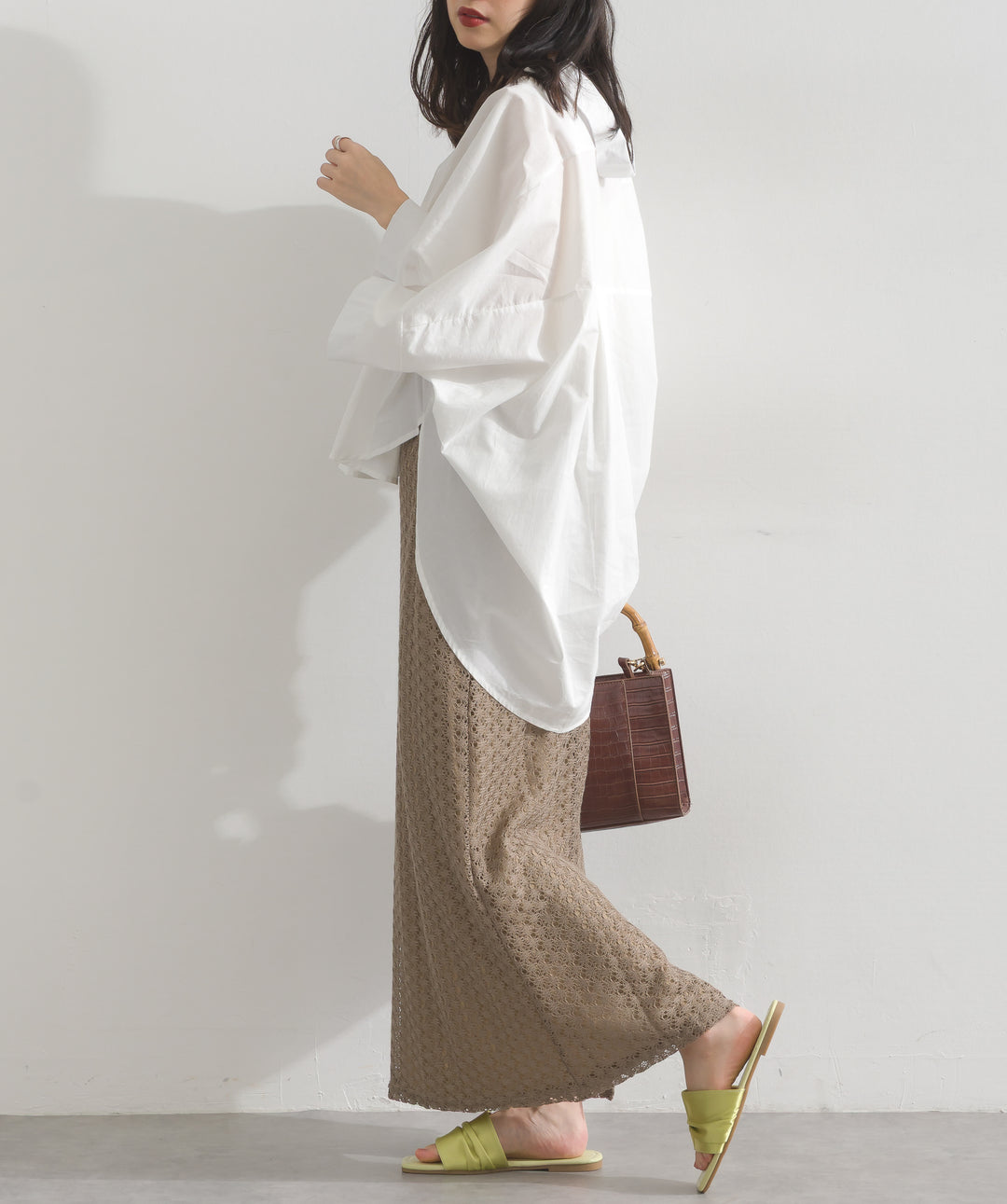 透かし編みカットソーストレートスカート