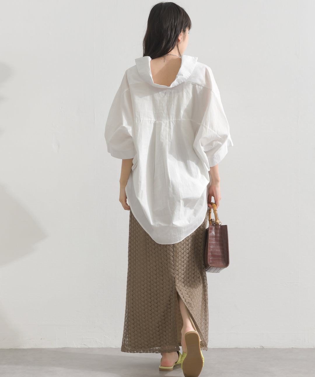 【再入荷】ピンタックデザイン半袖シャツ