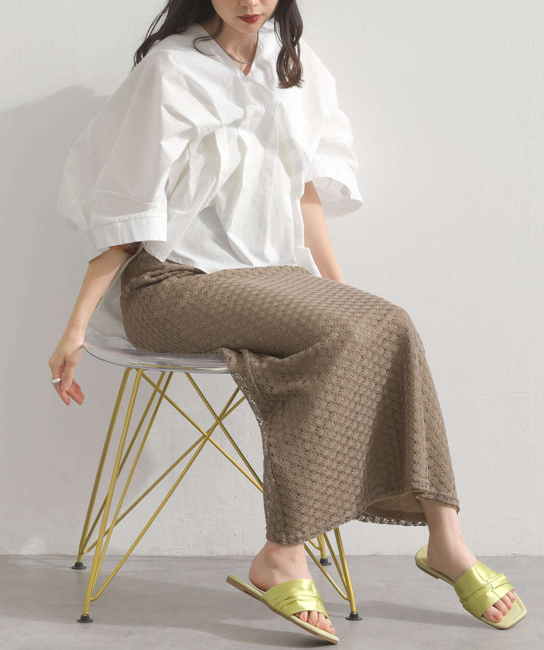 透かし編みカットソーストレートスカート