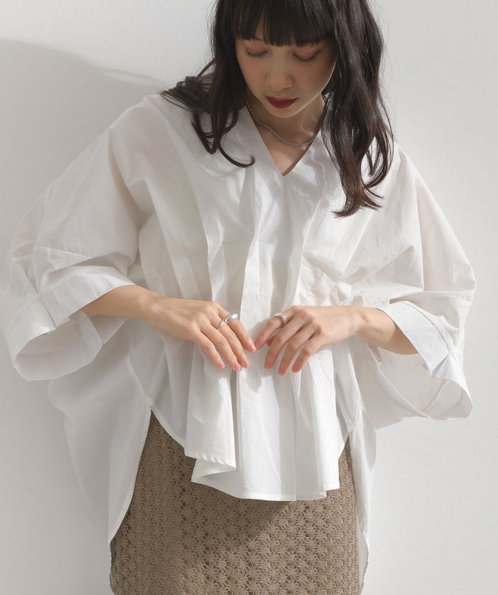 【再入荷】ピンタックデザイン半袖シャツ