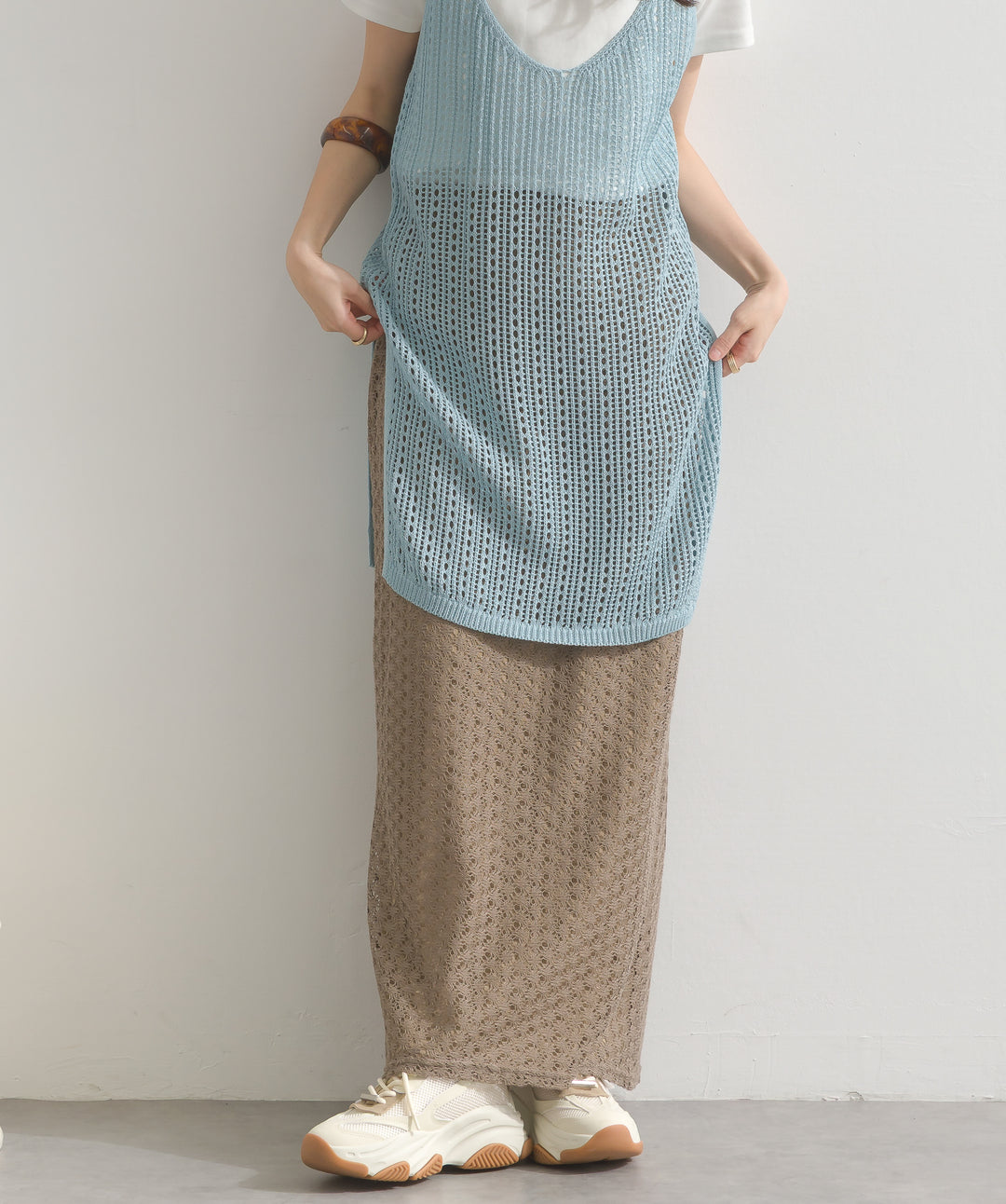 透かし編みカットソーストレートスカート
