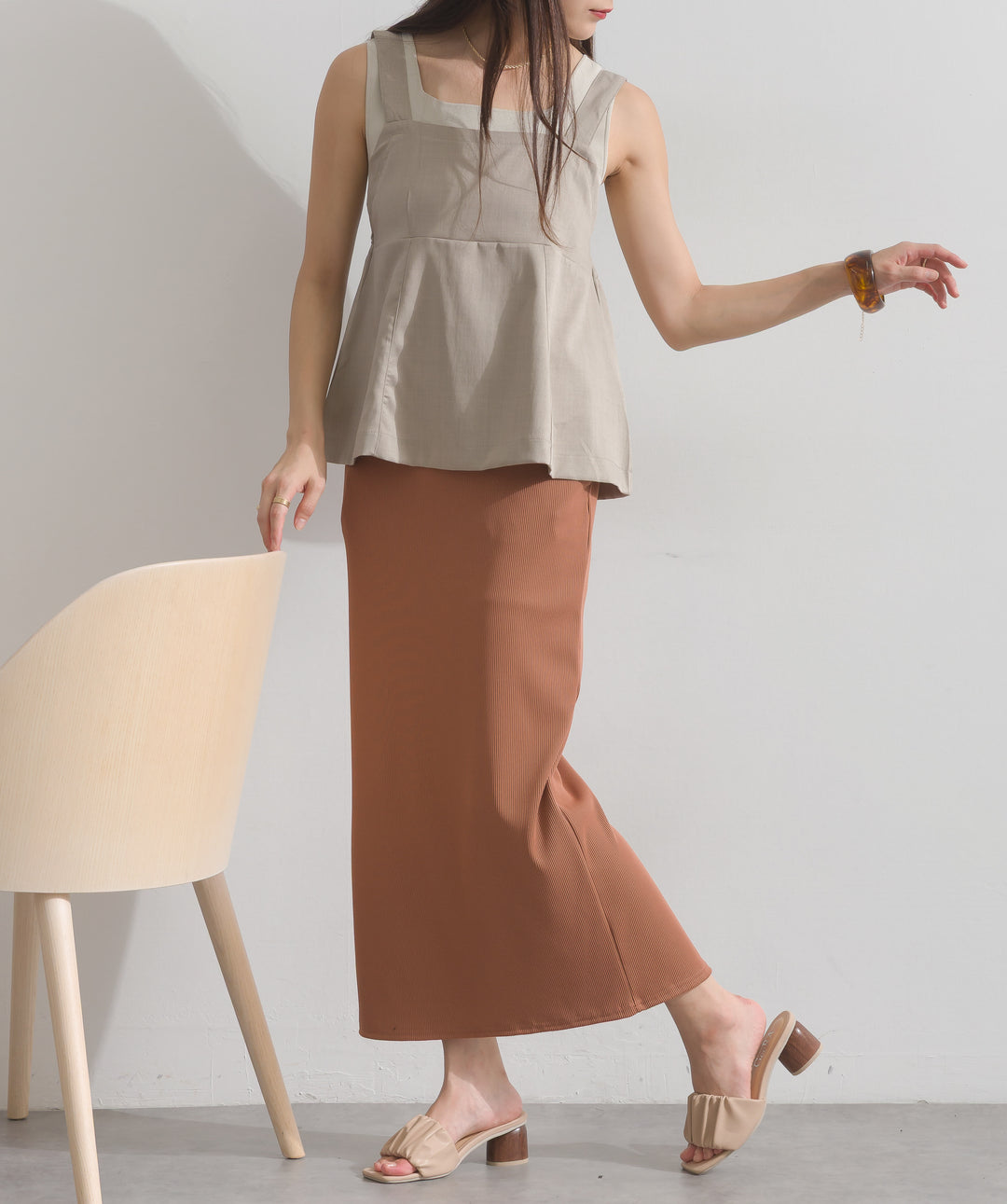 ペプラムビスチェパンツ セットアップ