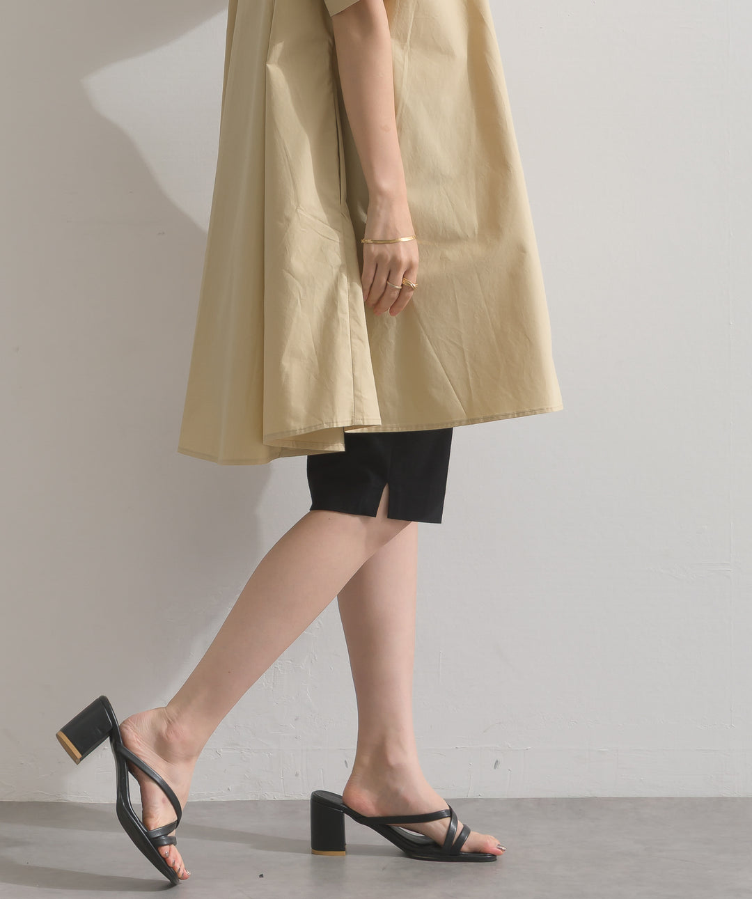 ストレッチ綿麻5分丈ショートパンツ