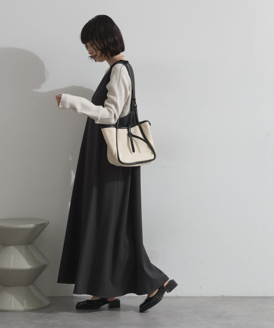 Vネックジャンスカ