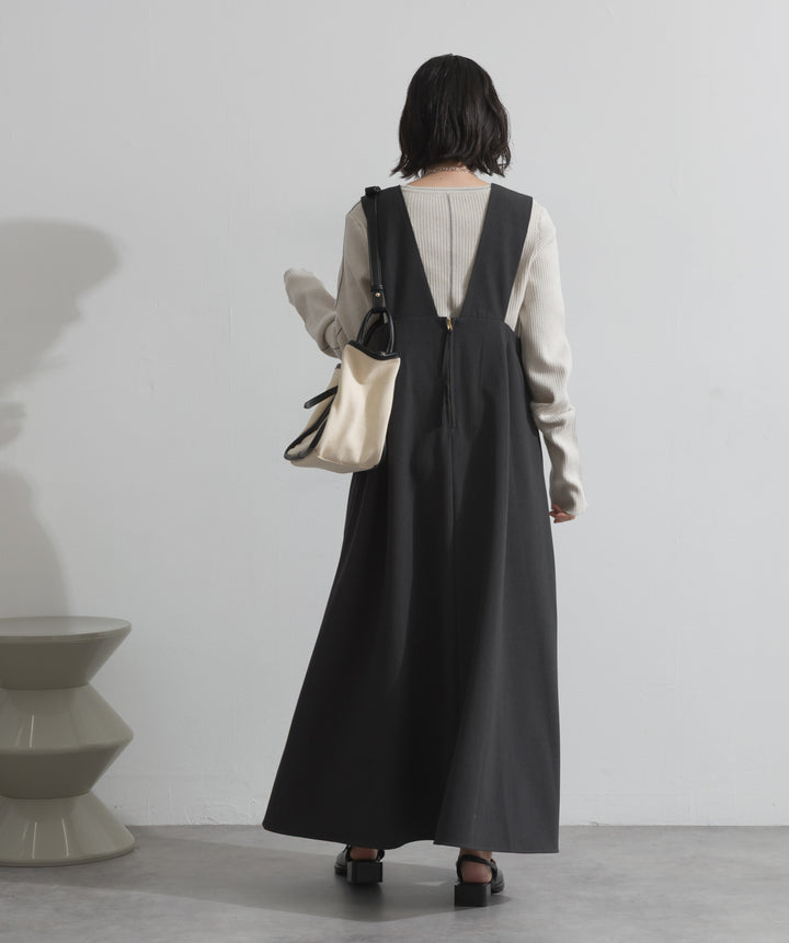 Vネックジャンスカ