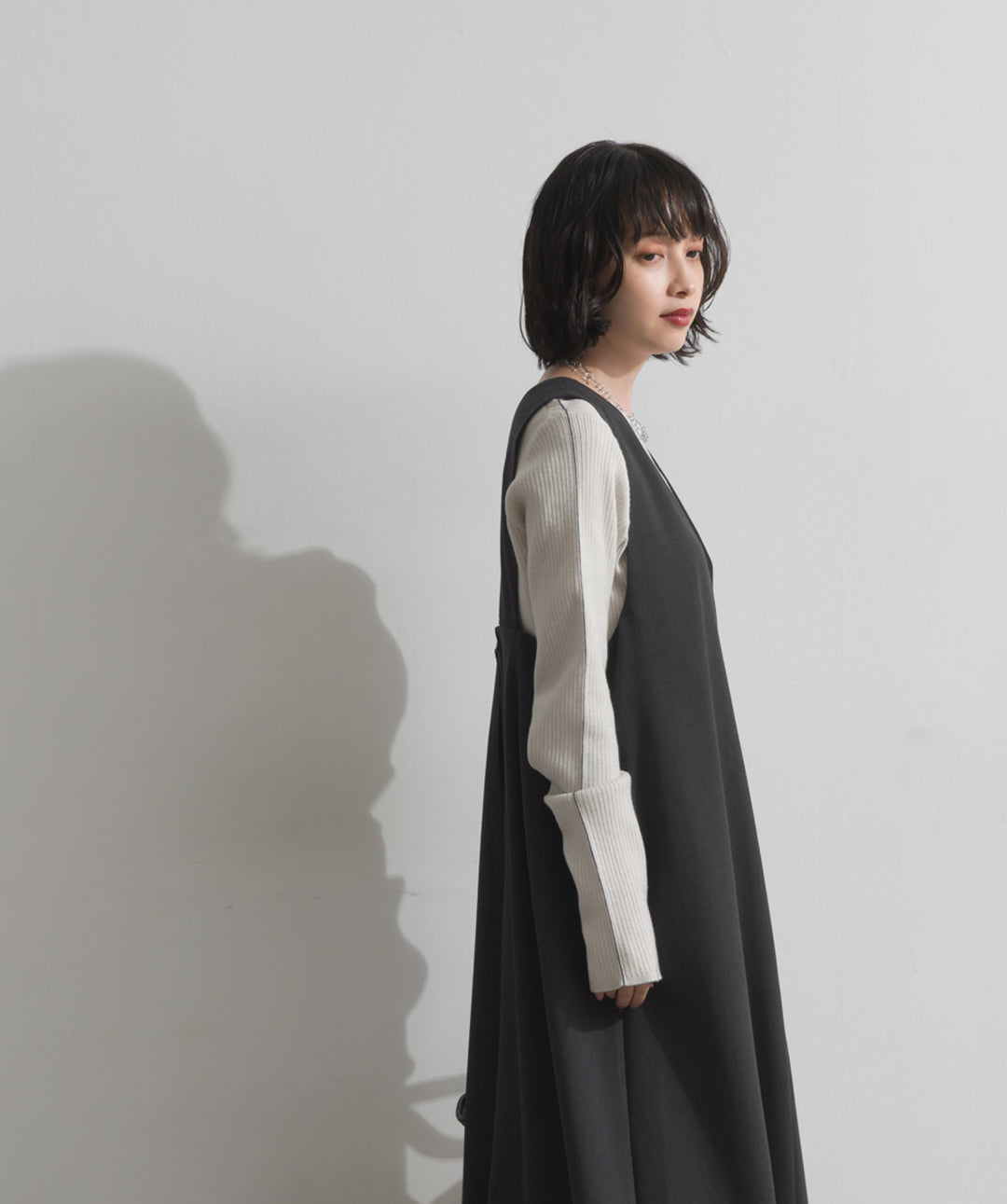 Vネックジャンスカ