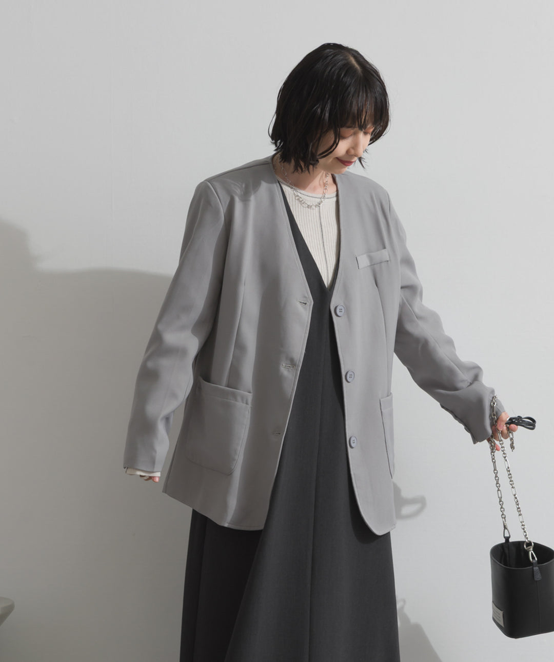 Vネックジャンスカ