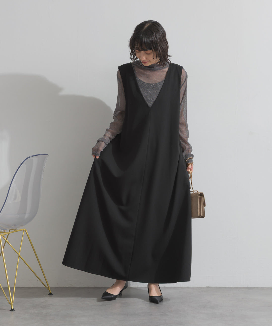 Vネックジャンスカ