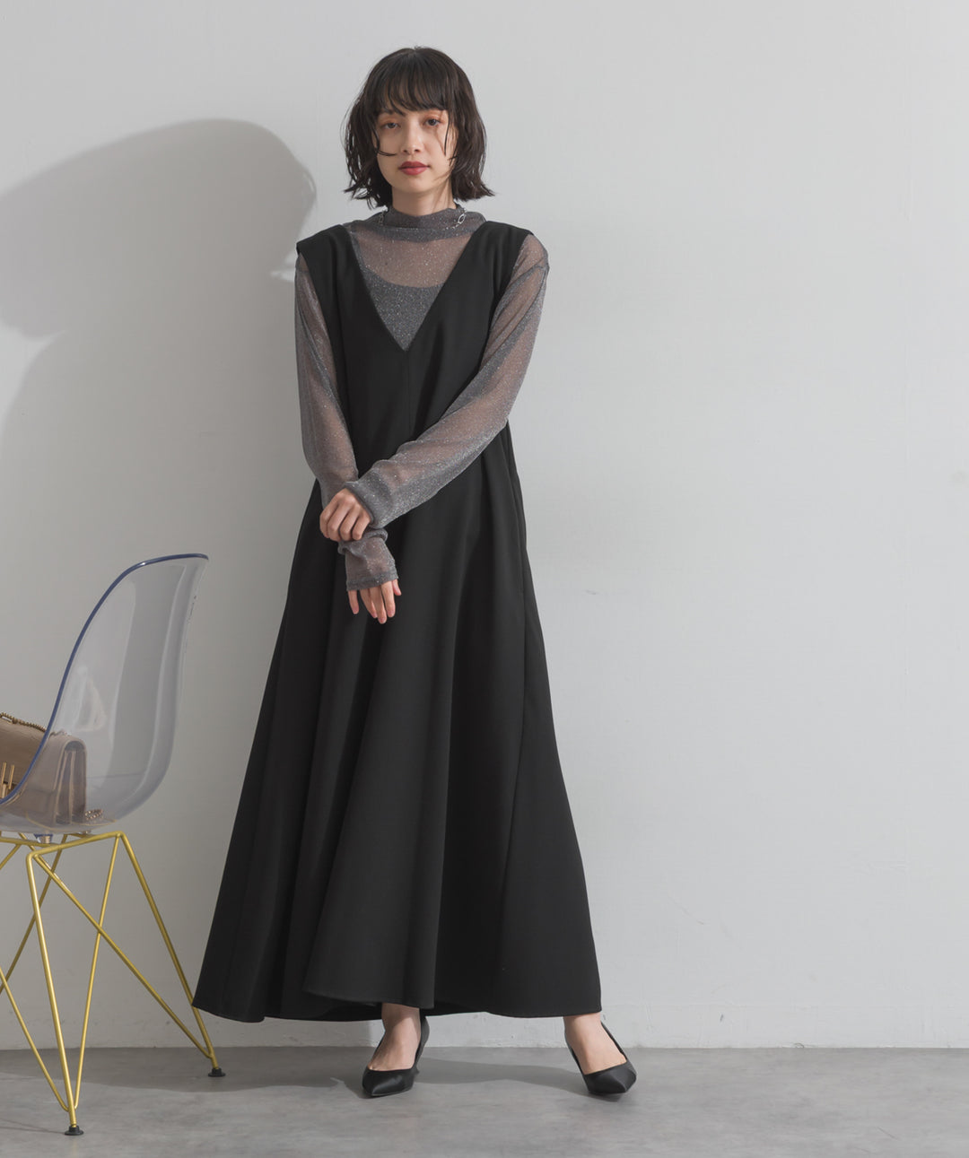 Vネックジャンスカ