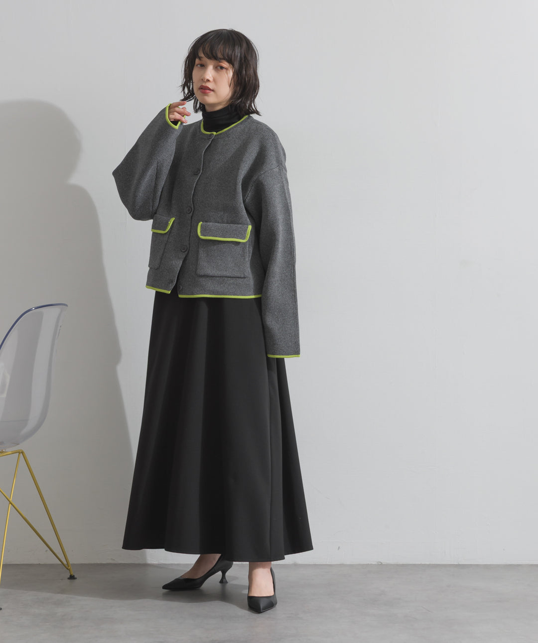 Vネックジャンスカ