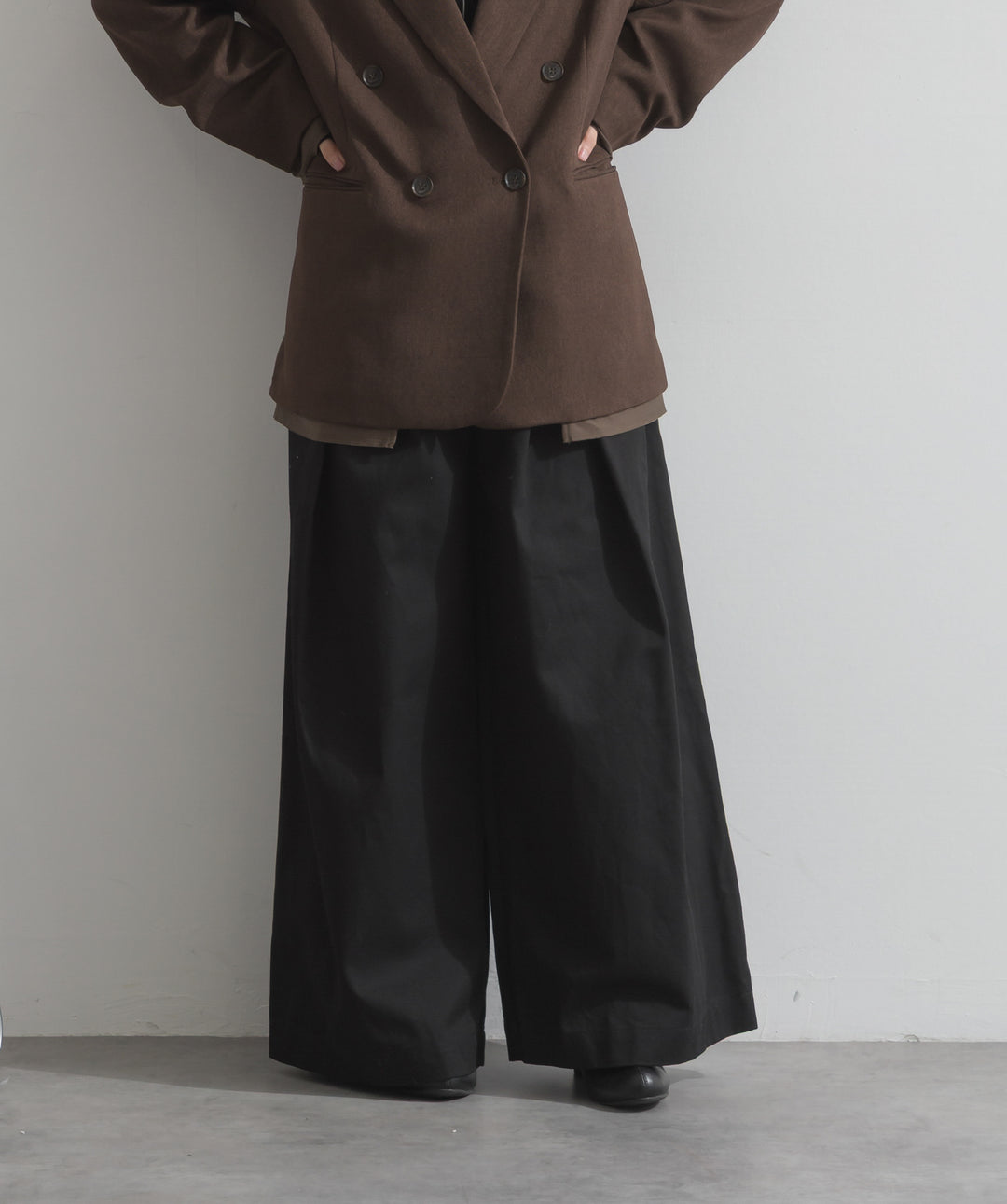 ツイルタックチノワイドパンツ