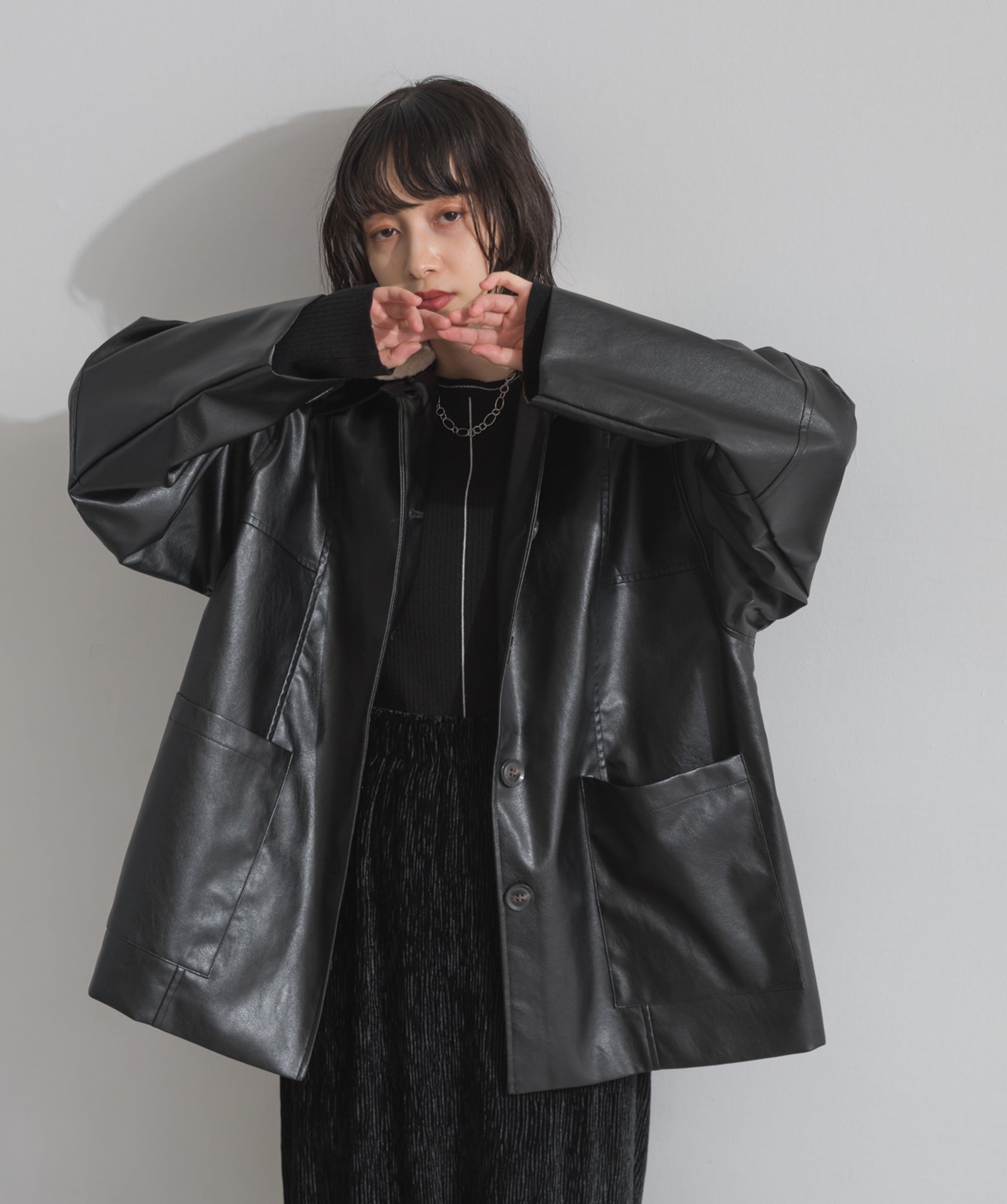 ボア付きフェイクレザーカバーオール – OandI