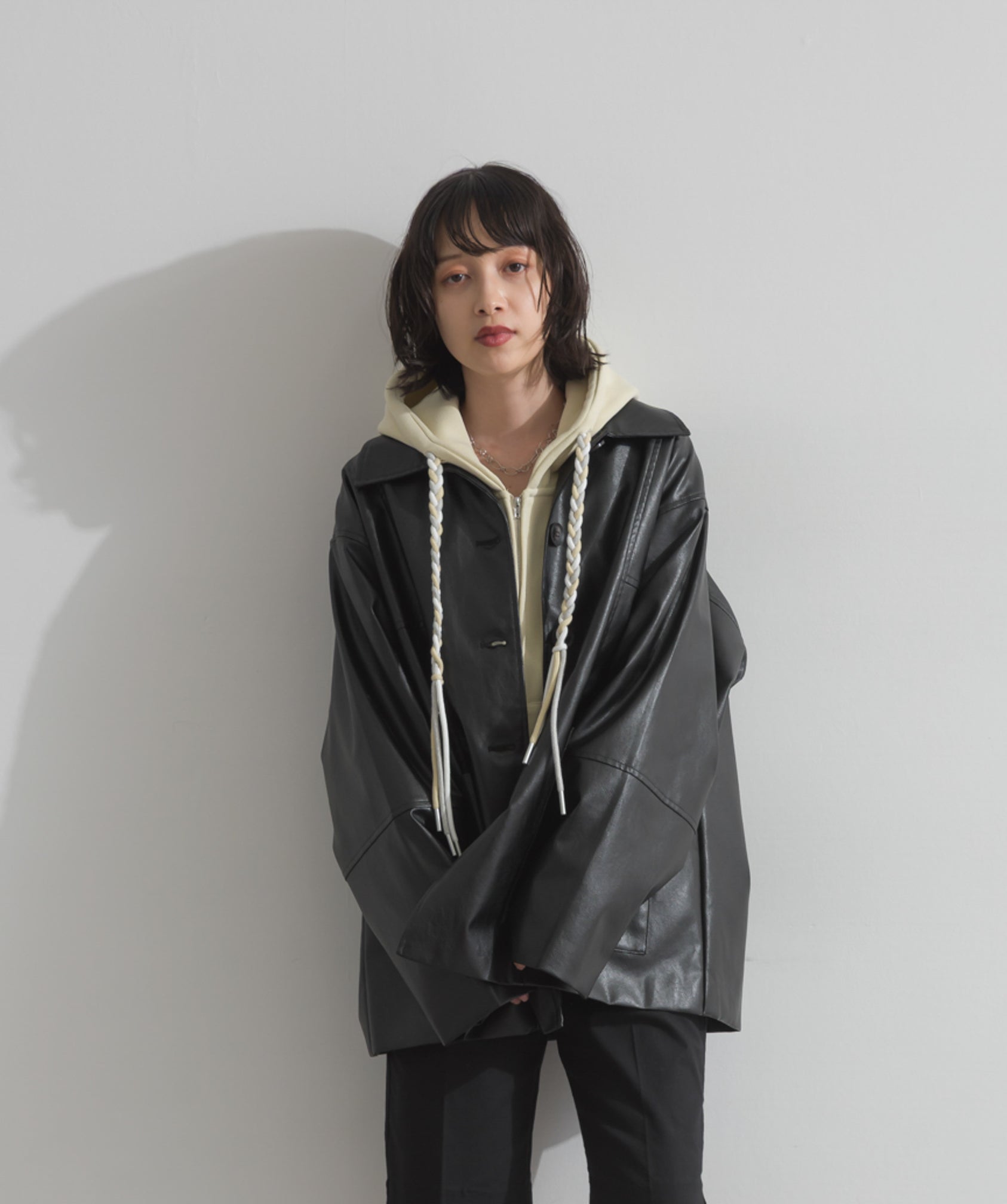 ボア付きフェイクレザーカバーオール – OandI