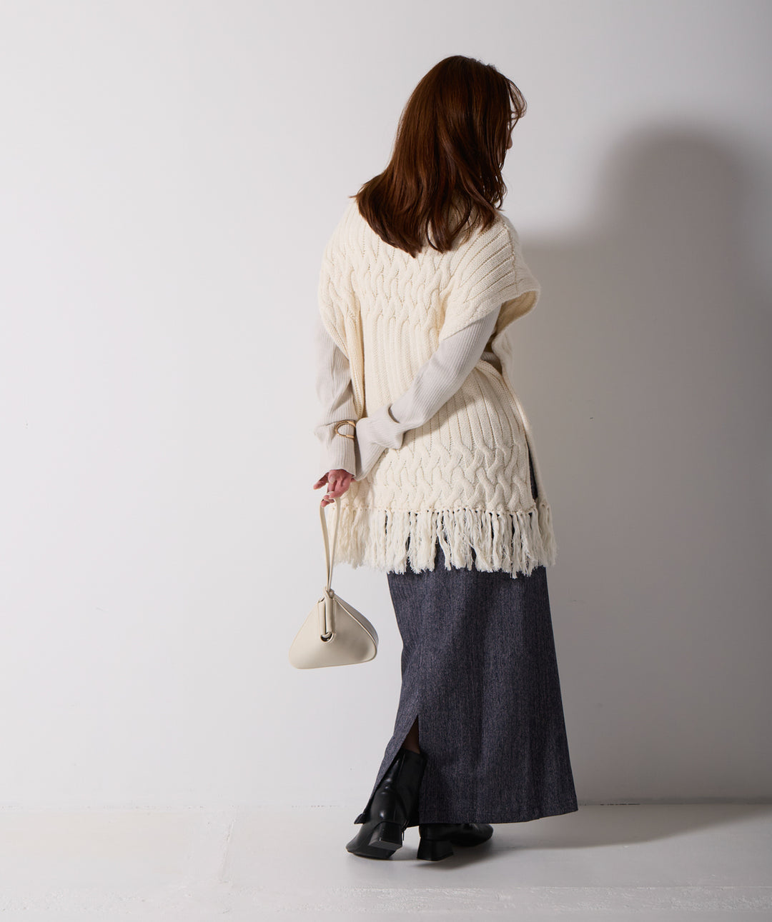 ケーブルニットフリンジベスト