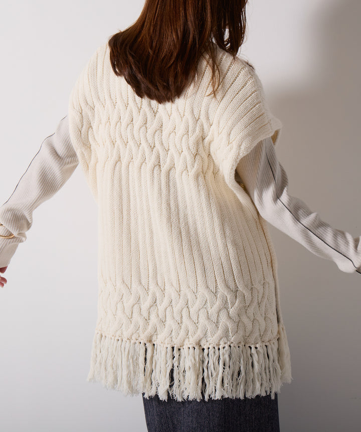 ケーブルニットフリンジベスト