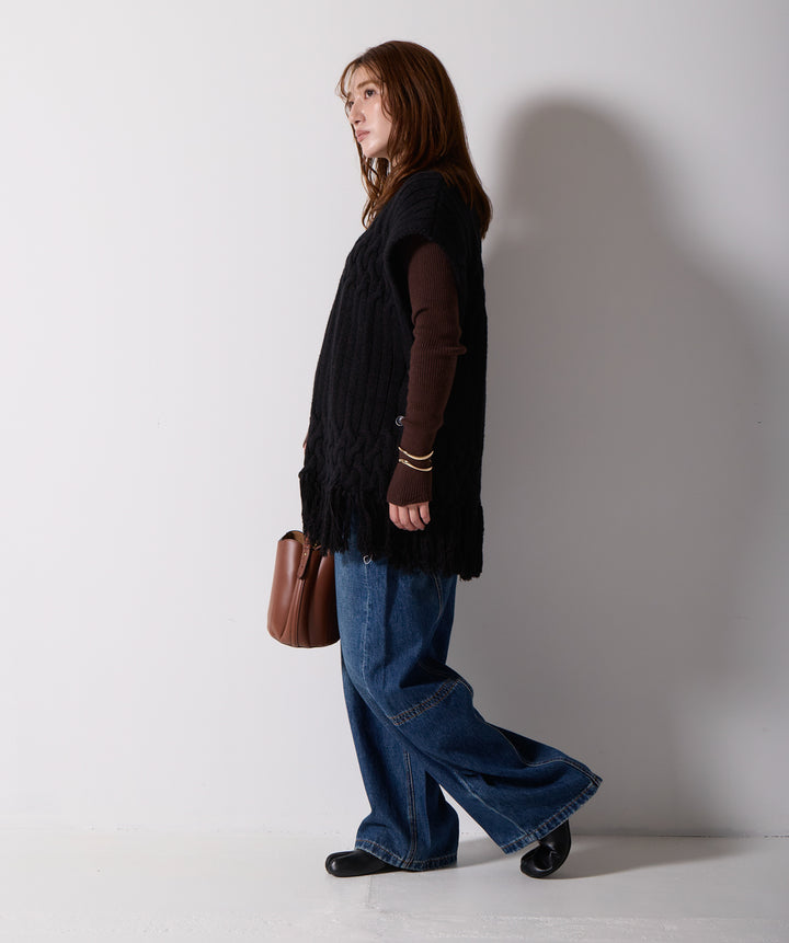 ケーブルニットフリンジベスト