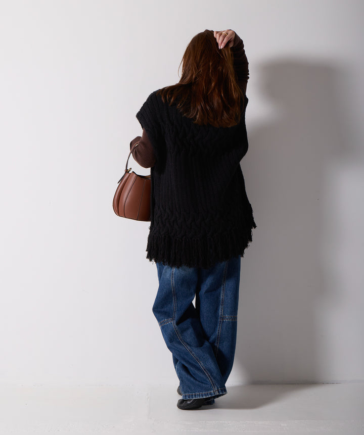 ケーブルニットフリンジベスト