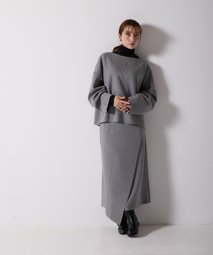 アシンメトリーヘムスカートドッキングセットアップ