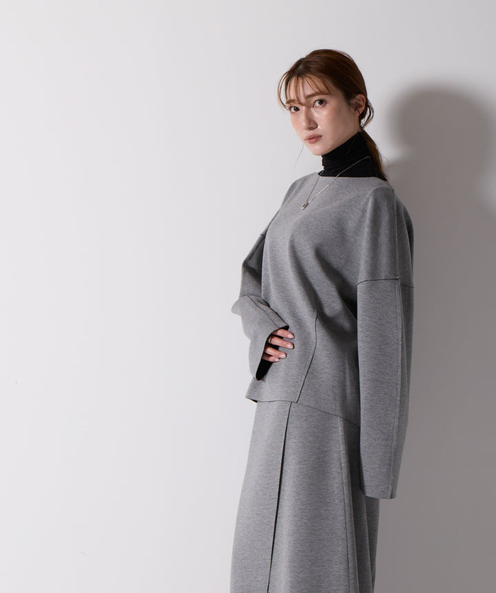 アシンメトリーヘムスカートドッキングセットアップ