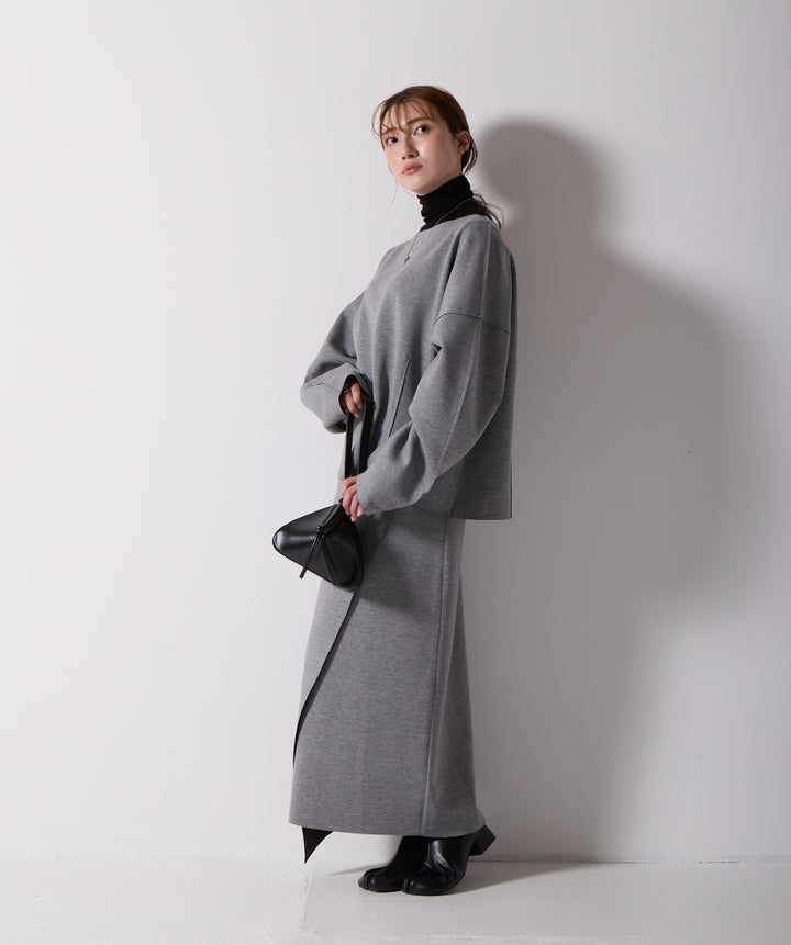 アシンメトリーヘムスカートドッキングセットアップ