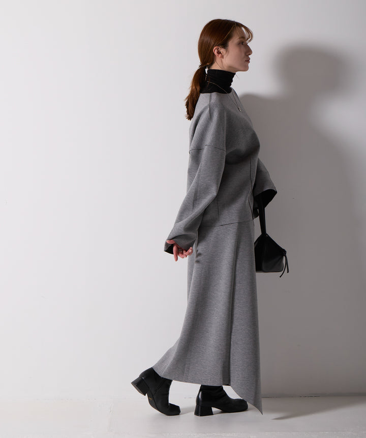 アシンメトリーヘムスカートドッキングセットアップ