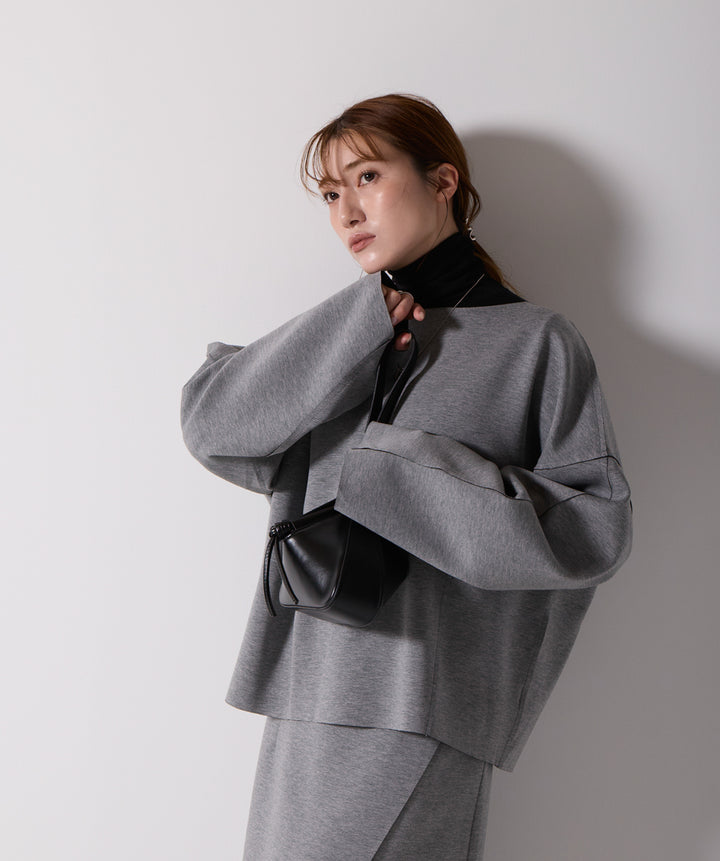 アシンメトリーヘムスカートドッキングセットアップ