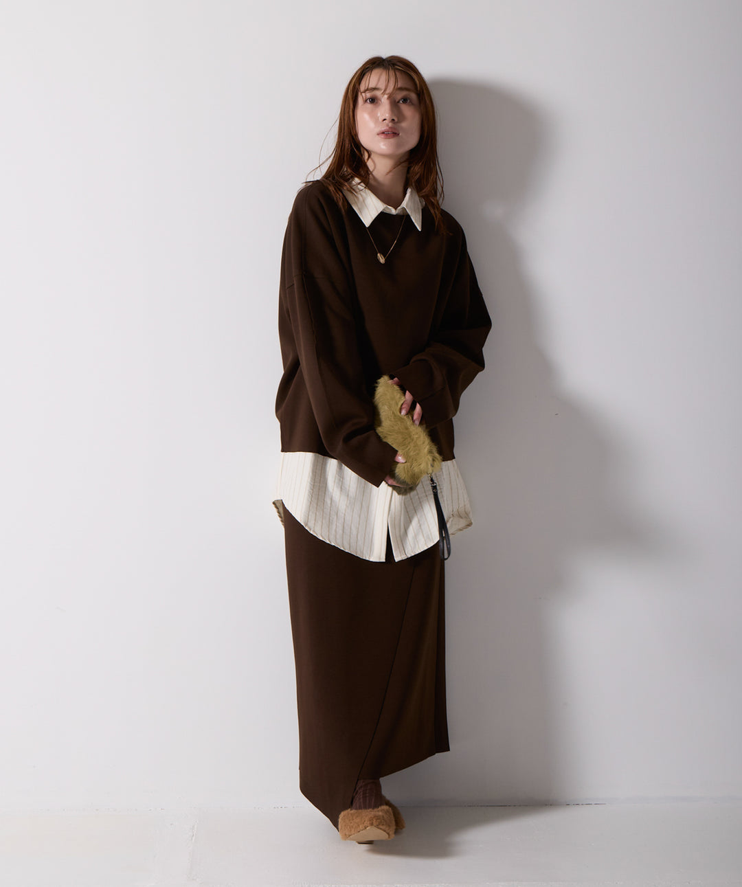 アシンメトリーヘムスカートドッキングセットアップ