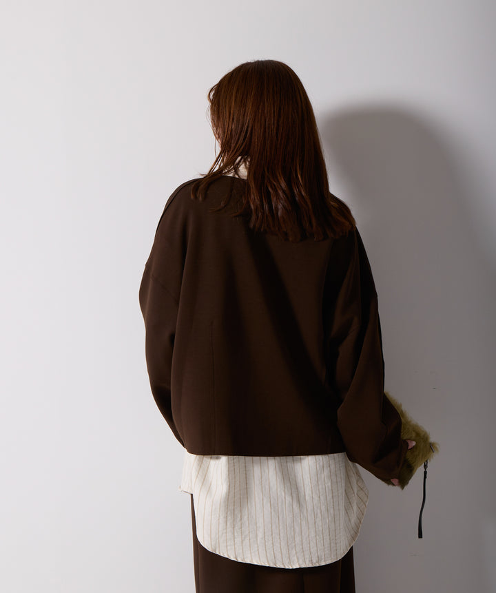 アシンメトリーヘムスカートドッキングセットアップ