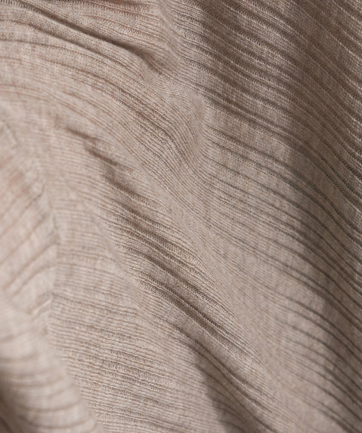 アシンメトリーヘムドルマンプルオーバー