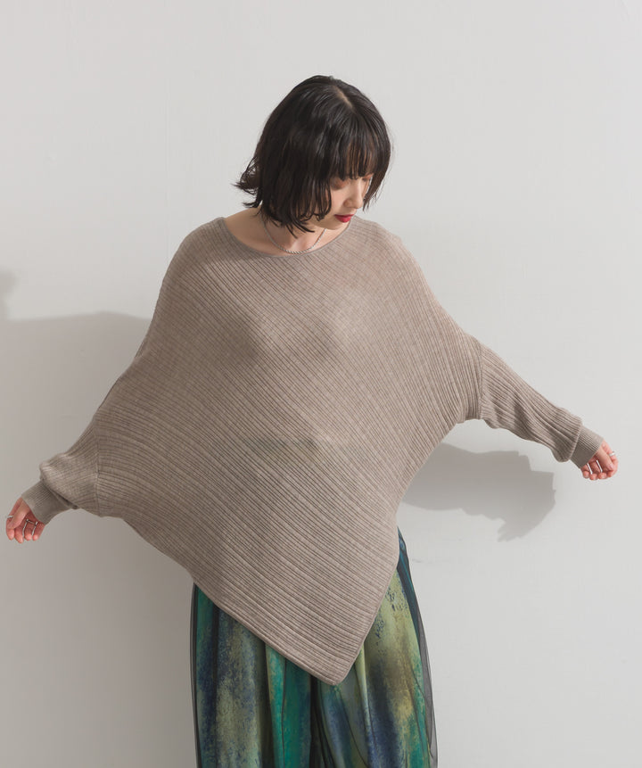 アシンメトリーヘムドルマンプルオーバー