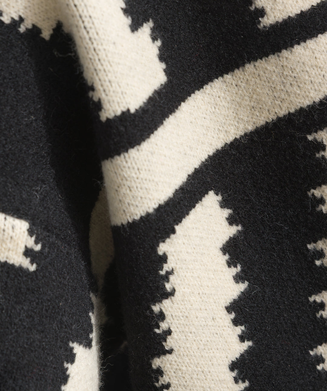 ベディニットカーディガン