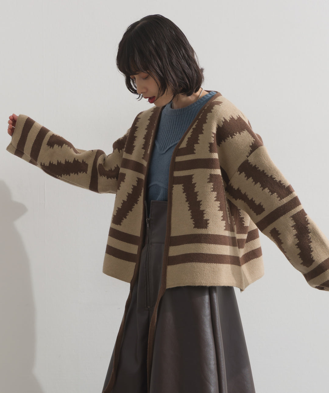 ベディニットカーディガン