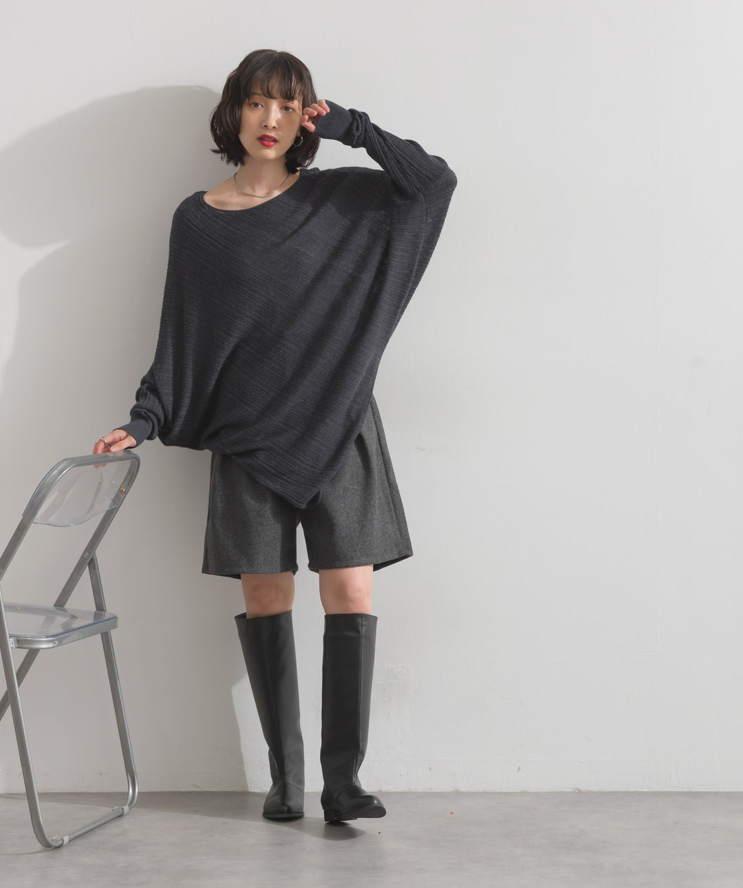 アシンメトリーヘムドルマンプルオーバー