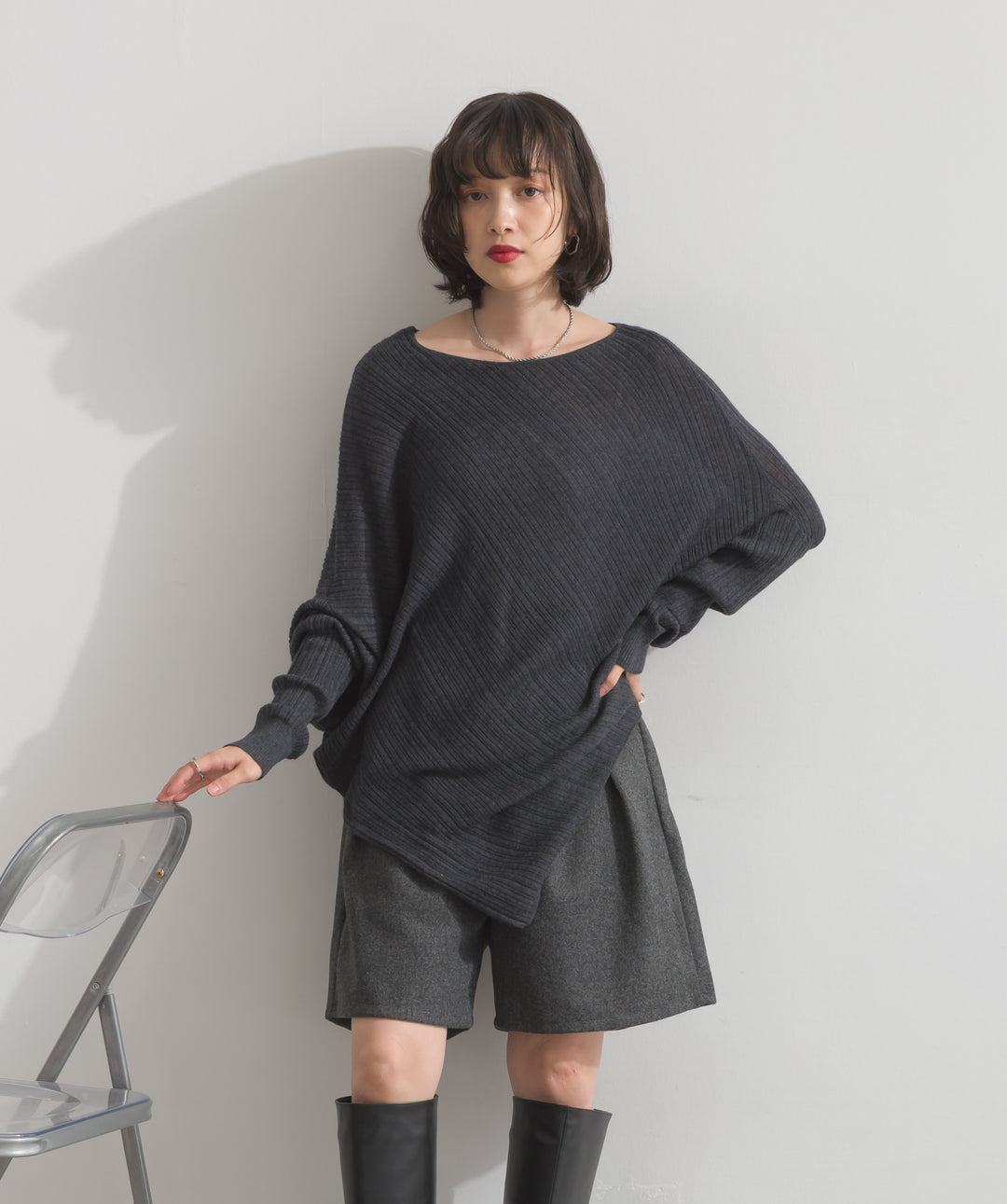 アシンメトリーヘムドルマンプルオーバー