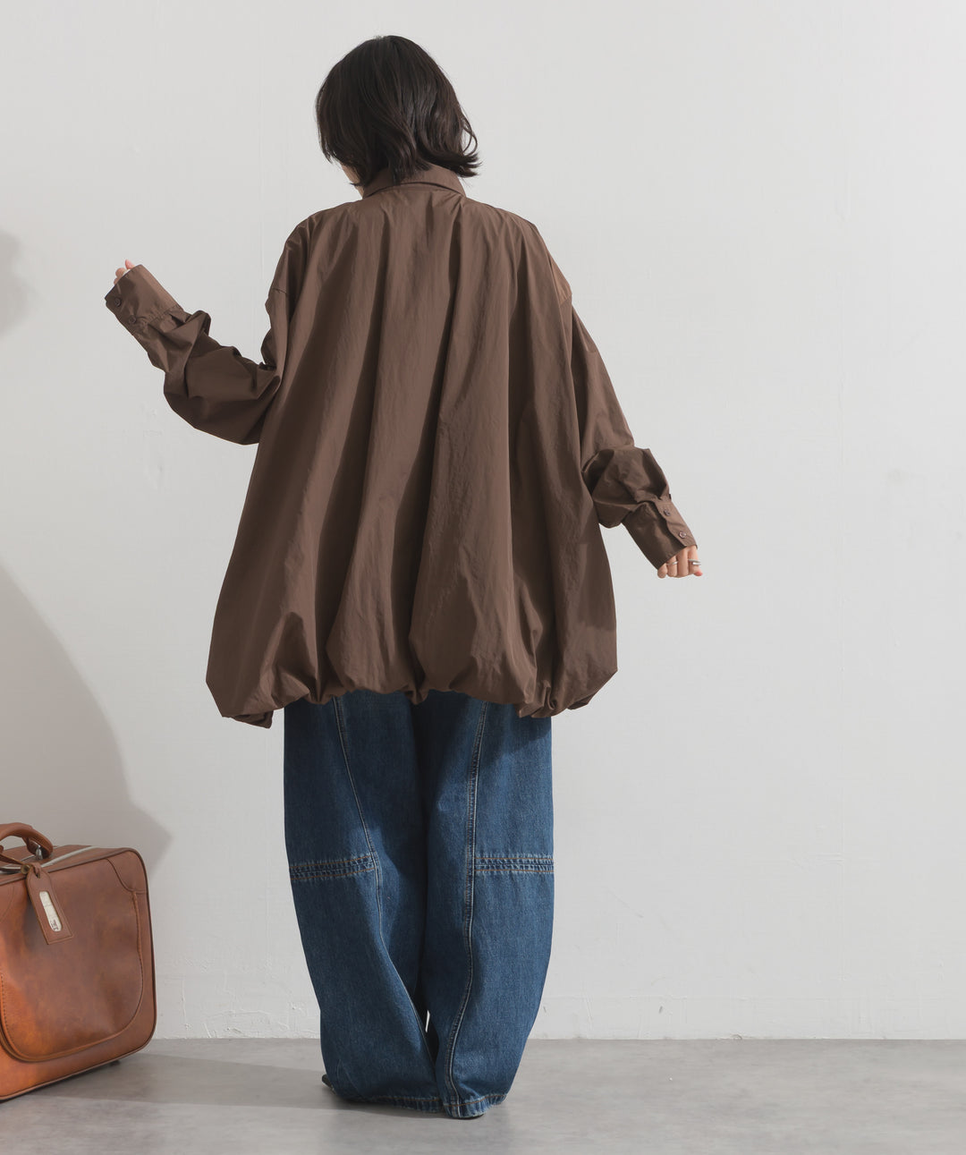 ナイロンタフタバルーンシャツ