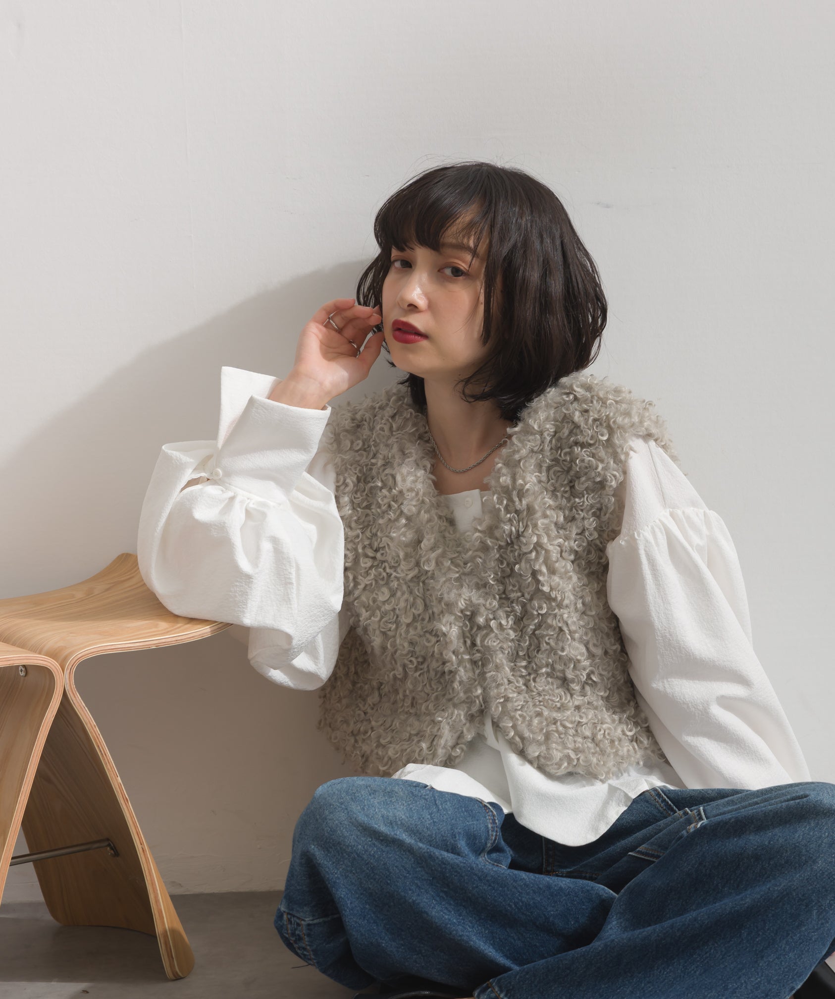 ノーカラープードルファーショートベスト – OandI