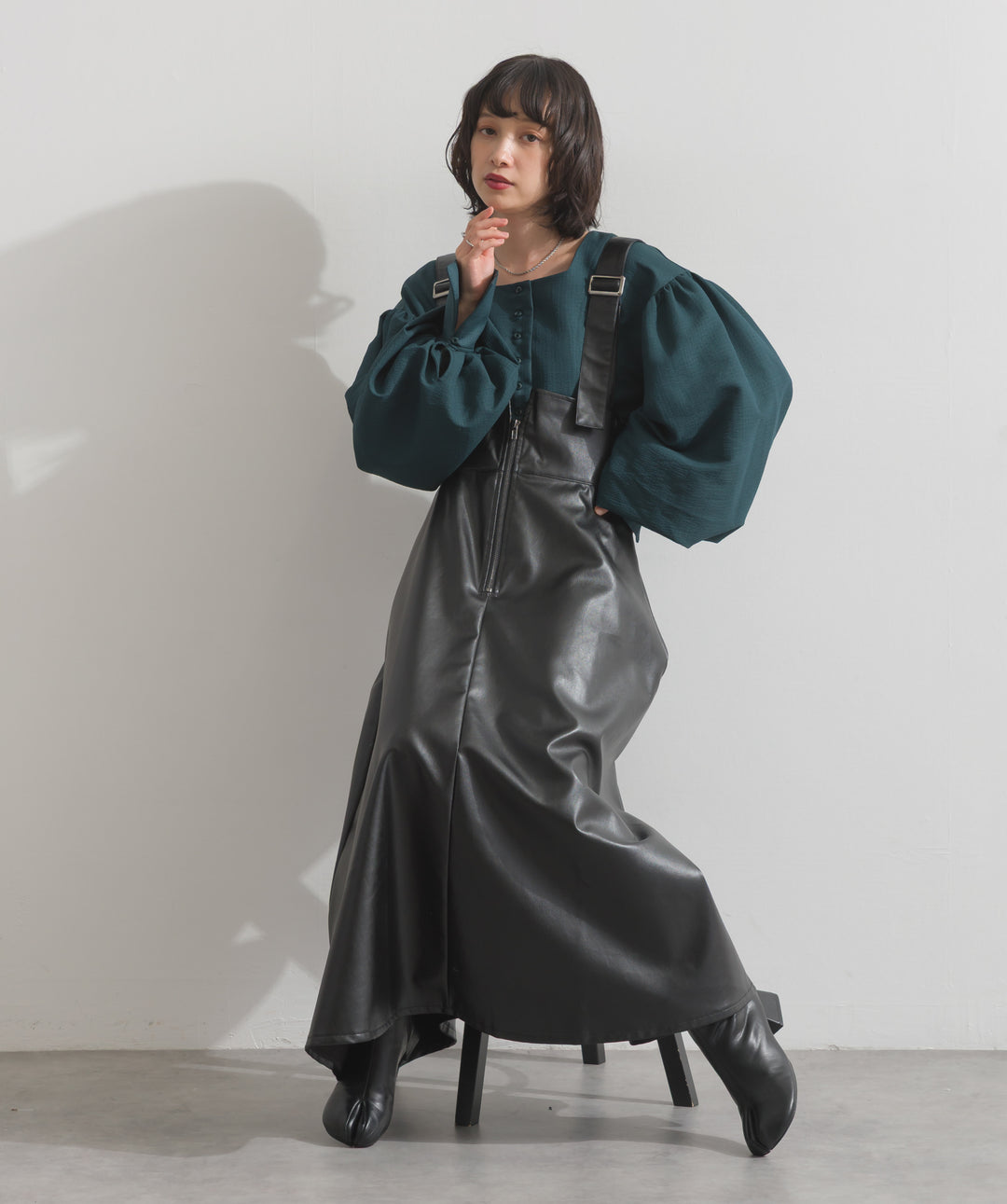 フェイクレザージップアップジャンスカ