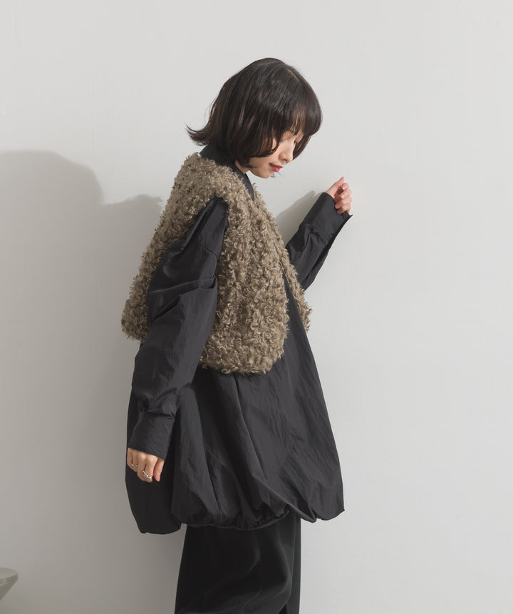 ナイロンタフタバルーンシャツ