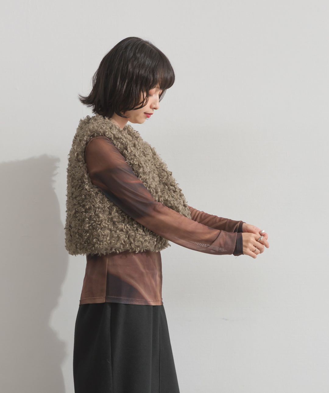 グラデーションシアーロングスリーブトップス