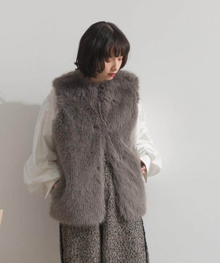 シャギーファーベスト