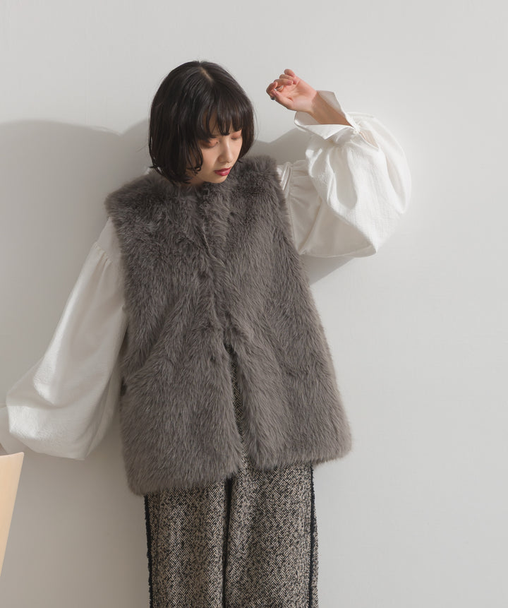 シャギーファーベスト