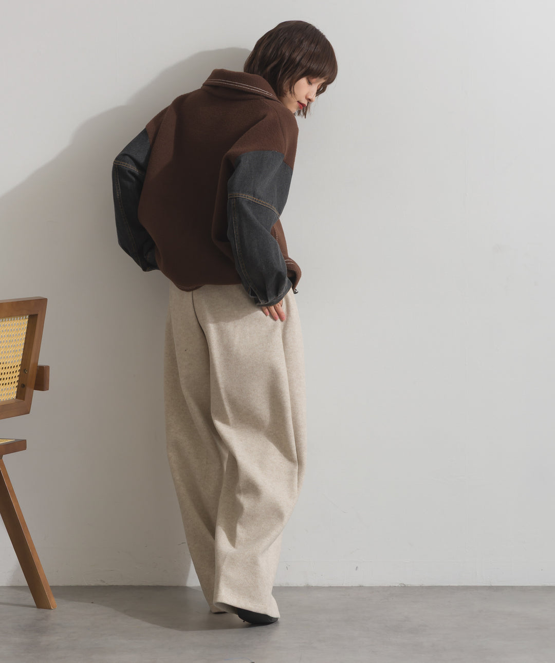 タックトラウザーズパンツ